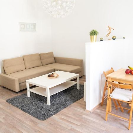 N28 Condo Apartment Next To Andrassy. Budapest Exterior foto
