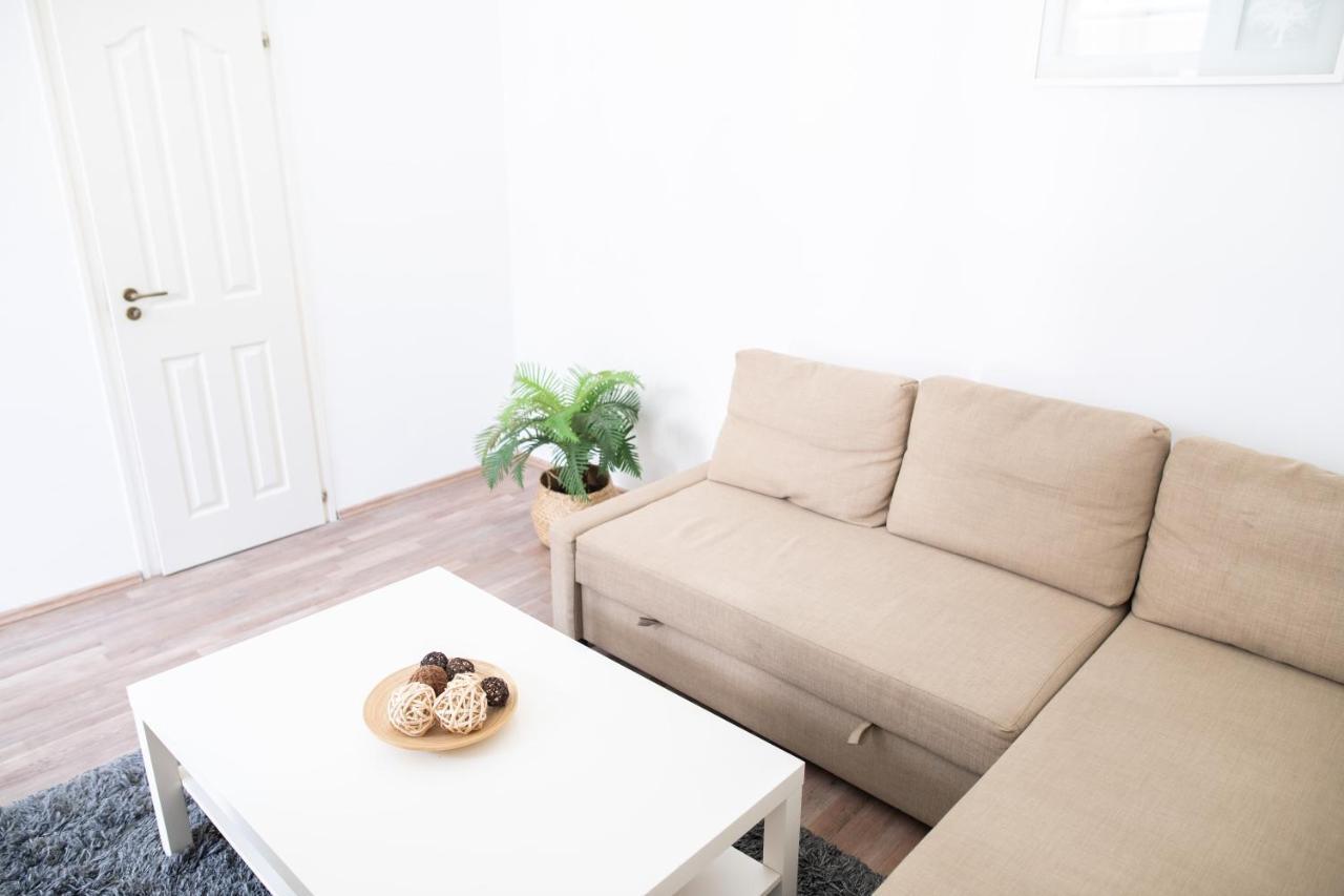 N28 Condo Apartment Next To Andrassy. Budapest Exterior foto