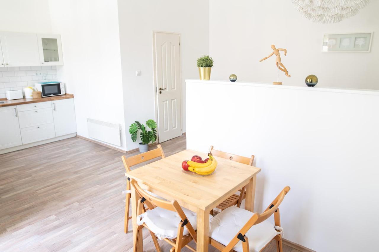 N28 Condo Apartment Next To Andrassy. Budapest Exterior foto